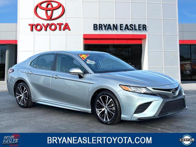 2019 Toyota Camry SE FWD photo