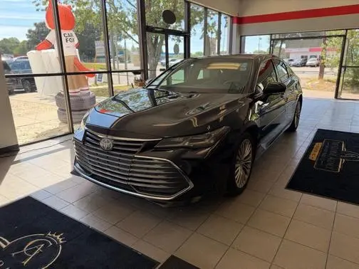 2019 Toyota Avalon Limited FWD photo
