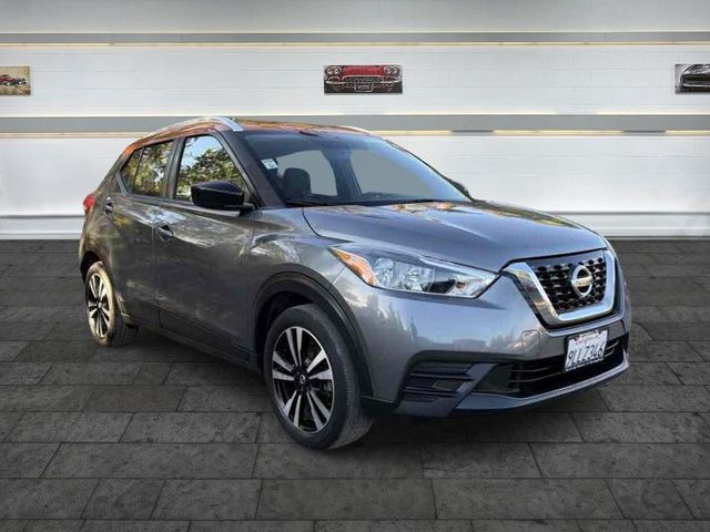 2019 Nissan Kicks SV FWD photo