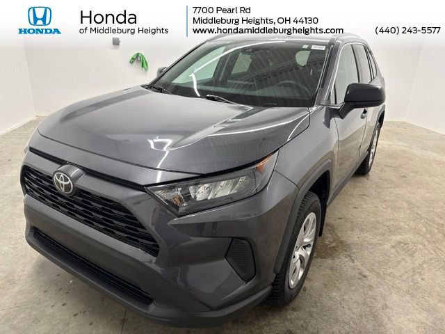 2019 Toyota RAV4 LE FWD photo