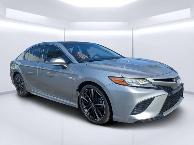 2019 Toyota Camry XSE FWD photo