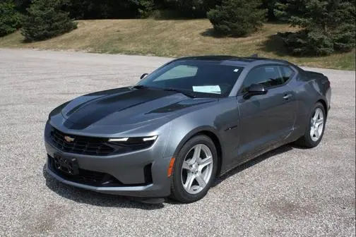 2019 Chevrolet Camaro 1LT RWD photo