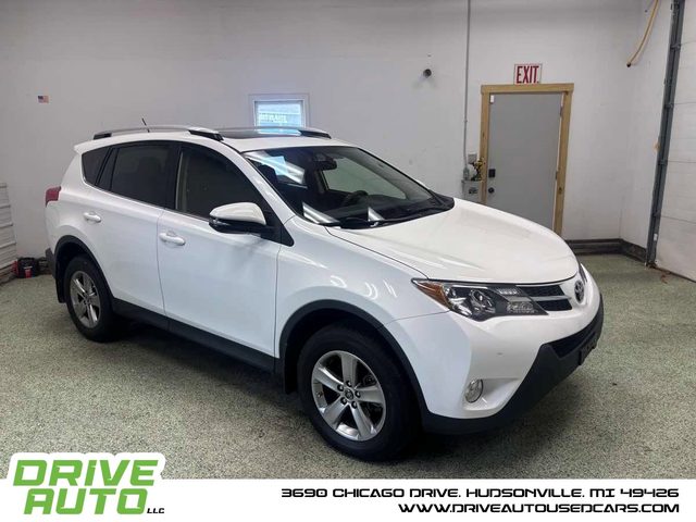 2015 Toyota RAV4 XLE AWD photo