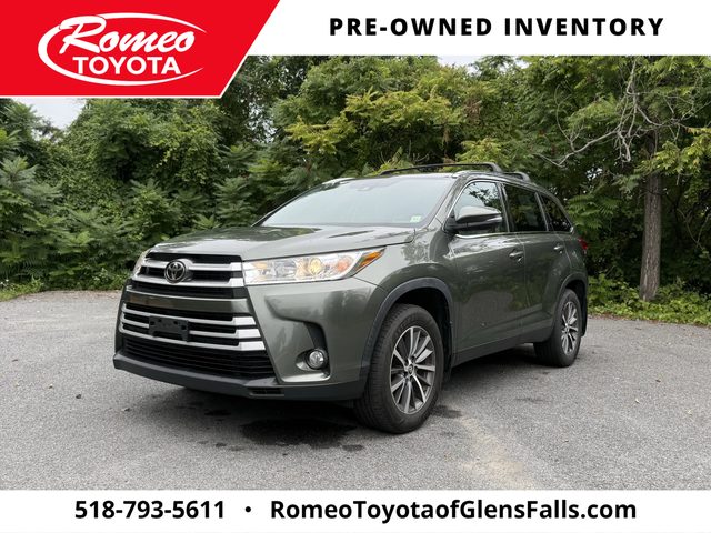 2019 Toyota Highlander XLE AWD photo