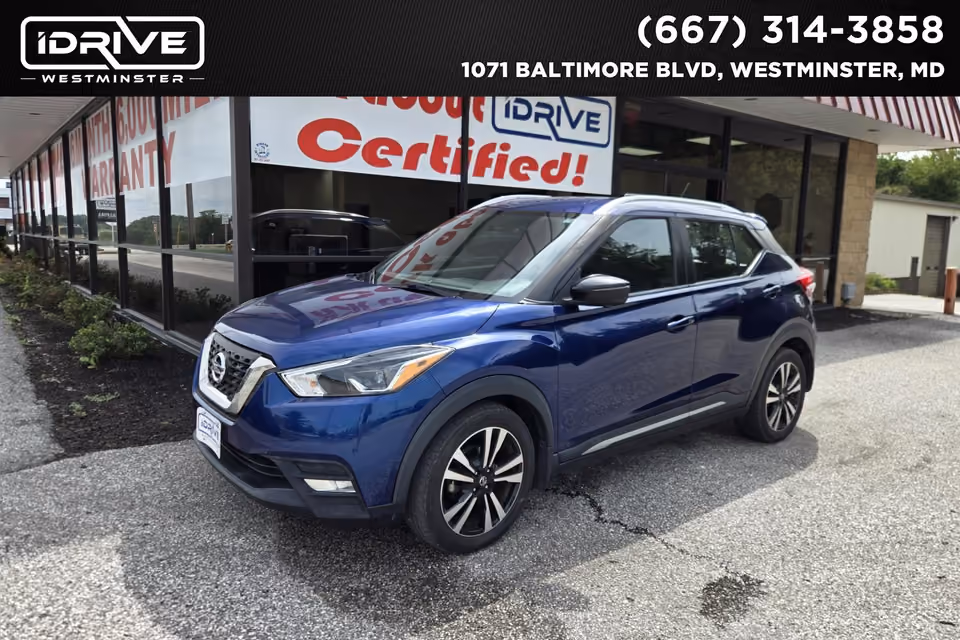 2019 Nissan Kicks SR FWD photo