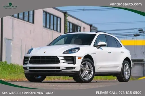 2019 Porsche Macan AWD photo