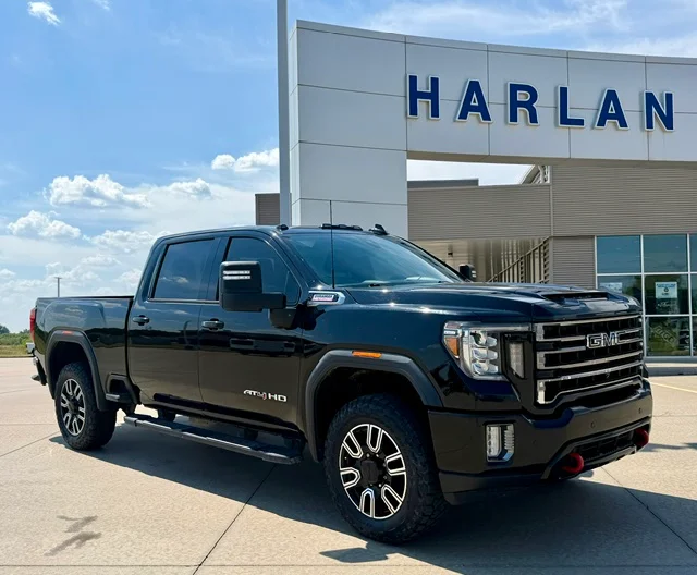 2020 GMC Sierra 2500HD AT4 4WD photo