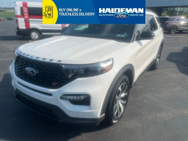 2020 Ford Explorer ST 4WD photo