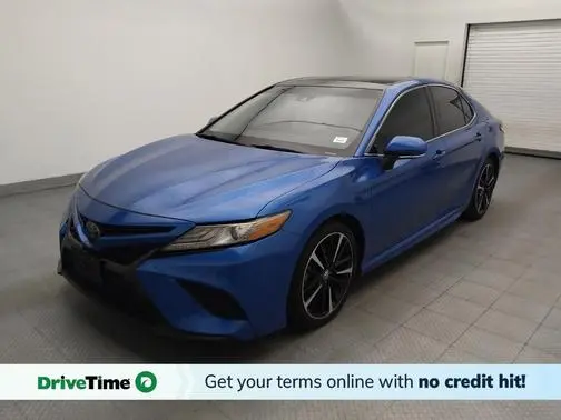 2019 Toyota Camry XSE FWD photo