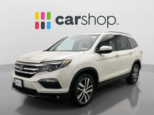 2016 Honda Pilot Touring AWD photo
