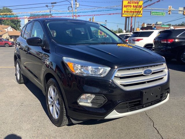 2019 Ford Escape SE 4WD photo