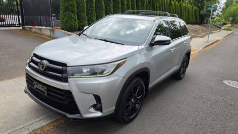 2019 Toyota Highlander SE AWD photo