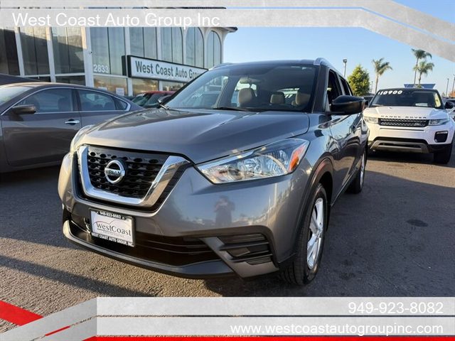 2019 Nissan Kicks S FWD photo