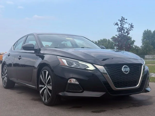 2020 Nissan Altima 2.5 SR FWD photo