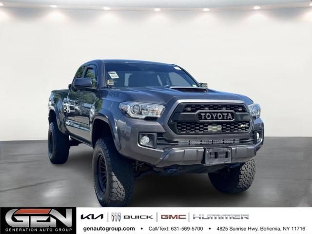 2019 Toyota Tacoma TRD Sport 4WD photo