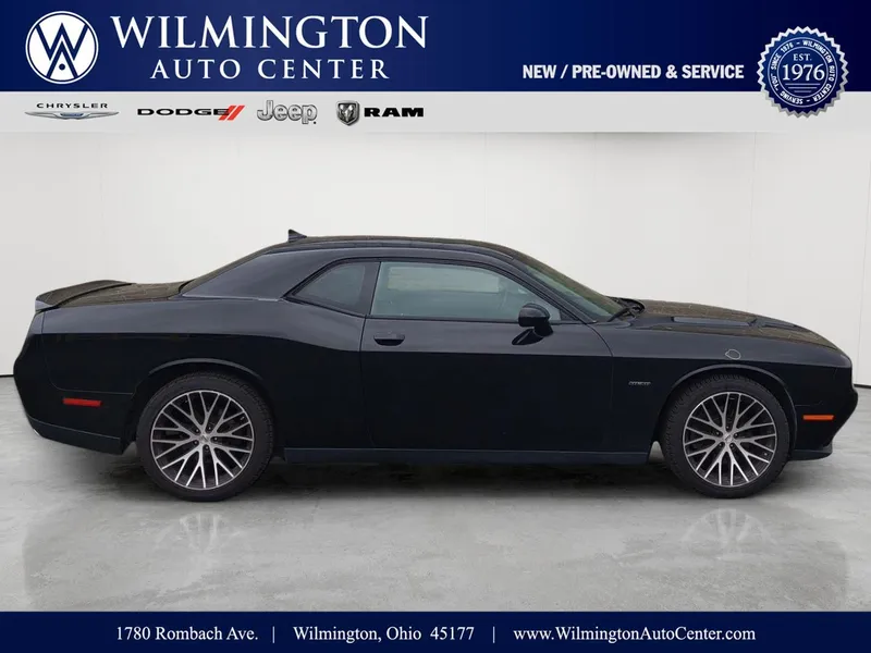 2015 Dodge Challenger R/T Plus RWD photo