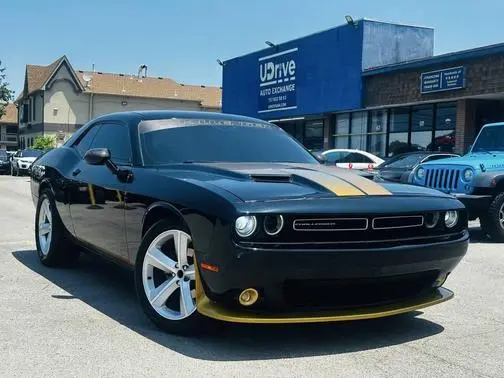 2019 Dodge Challenger SXT RWD photo