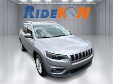 2019 Jeep Cherokee Latitude FWD photo