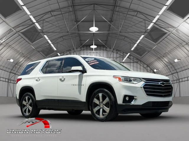 2020 Chevrolet Traverse LT Leather FWD photo