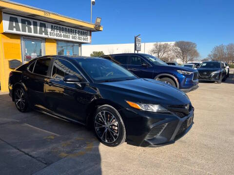 2019 Toyota Camry SE FWD photo