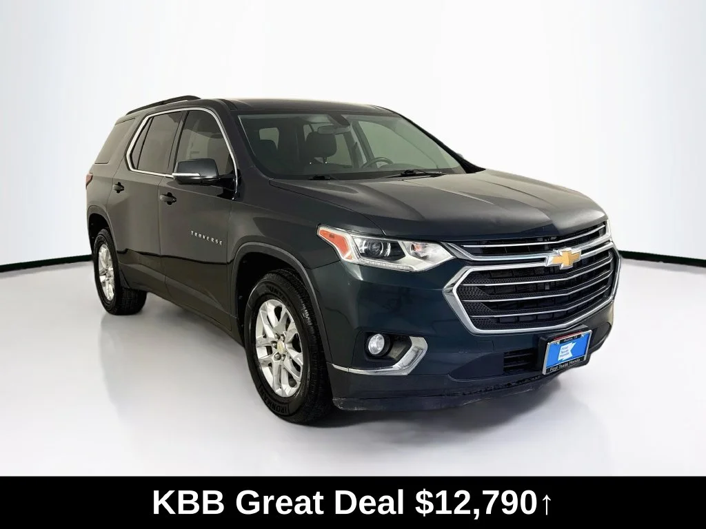 2020 Chevrolet Traverse LT Cloth AWD photo