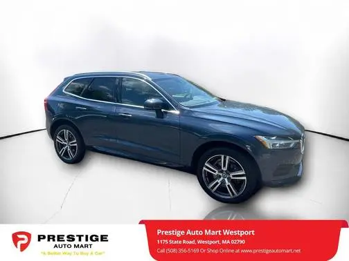 2019 Volvo XC60 Momentum AWD photo