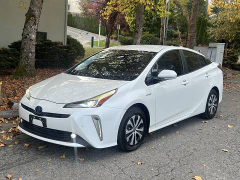 2019 Toyota Prius XLE AWD photo
