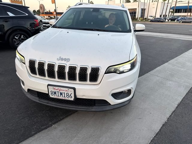 2019 Jeep Cherokee Latitude FWD photo