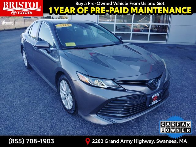 2019 Toyota Camry LE FWD photo