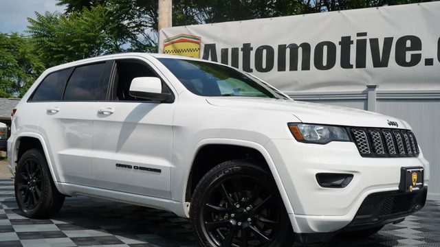 2019 Jeep Grand Cherokee Altitude 4WD photo