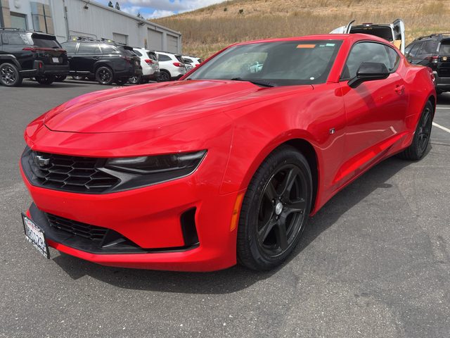 2019 Chevrolet Camaro 1LT RWD photo