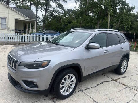 2019 Jeep Cherokee Latitude FWD photo