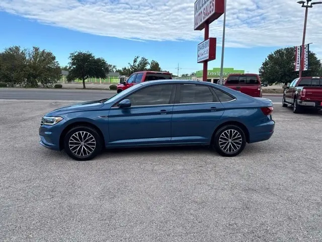 2019 Volkswagen Jetta SEL FWD photo