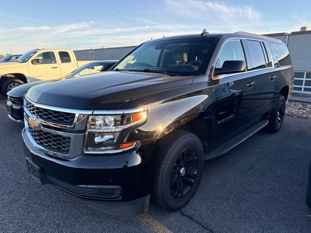2019 Chevrolet Suburban LT 4WD photo