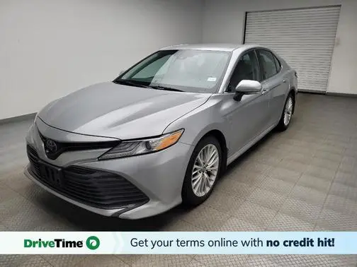 2019 Toyota Camry XLE FWD photo