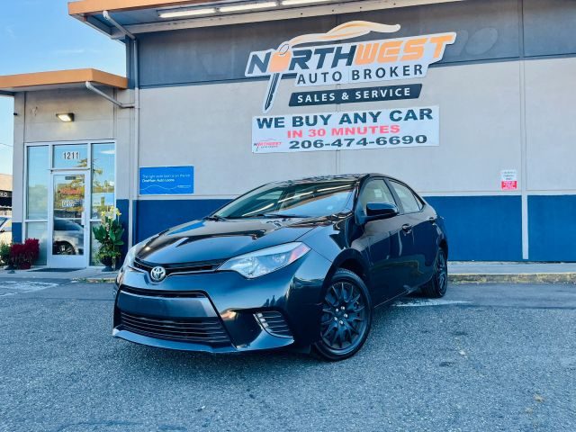 2015 Toyota Corolla LE FWD photo