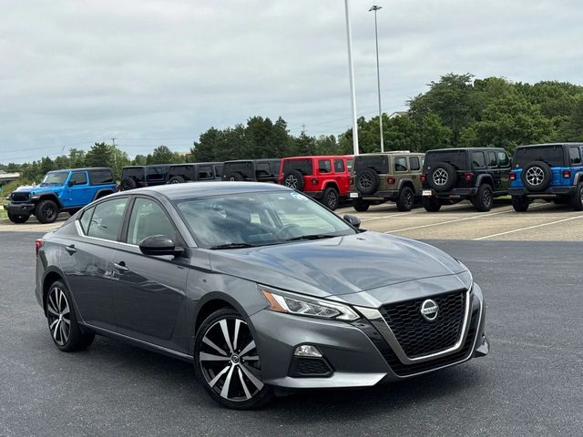 2020 Nissan Altima 2.5 SR AWD photo