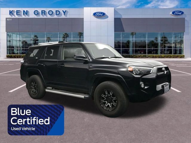 2019 Toyota 4Runner SR5 RWD photo