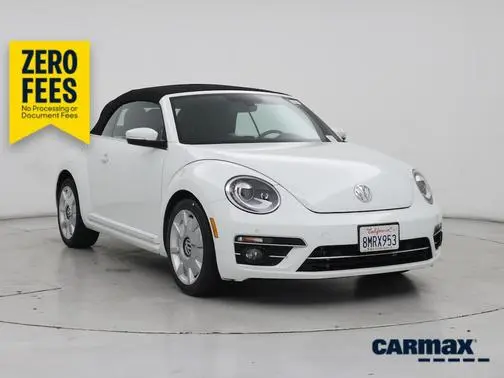 2019 Volkswagen Beetle SE FWD photo