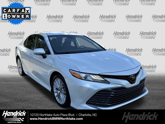 2019 Toyota Camry XLE FWD photo