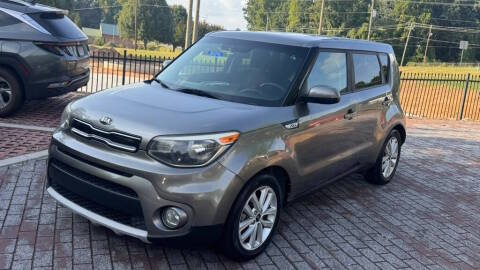 2019 Kia Soul + FWD photo