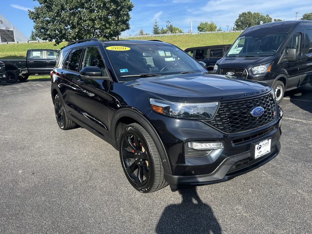 2020 Ford Explorer ST 4WD photo
