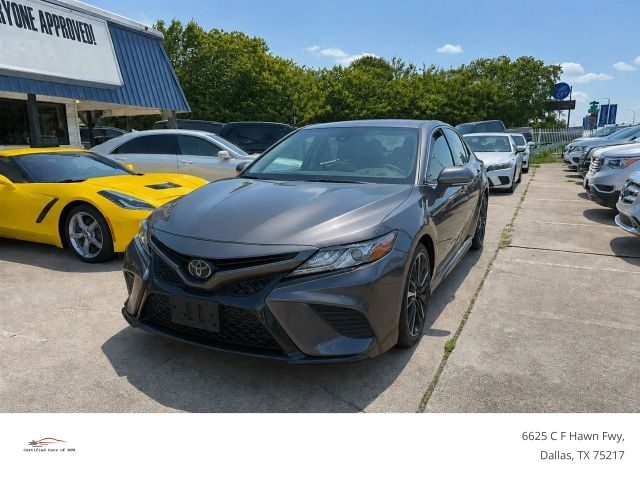 2019 Toyota Camry XSE FWD photo