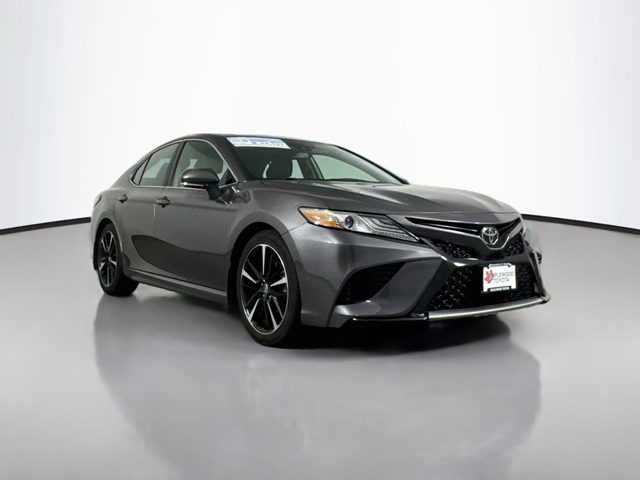 2019 Toyota Camry XSE FWD photo