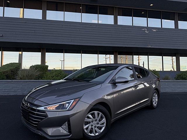 2020 Hyundai Elantra SE FWD photo