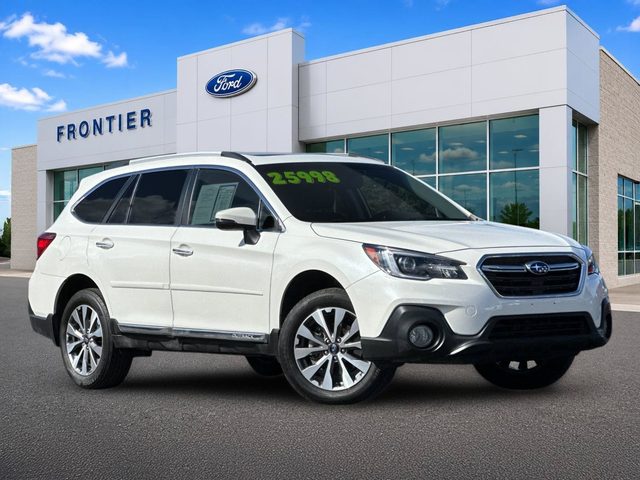 2019 Subaru Outback Touring AWD photo