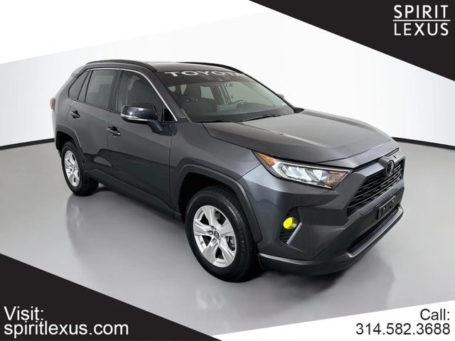 2019 Toyota RAV4 XLE FWD photo