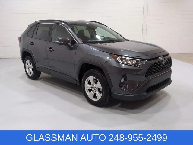 2019 Toyota RAV4 XLE AWD photo