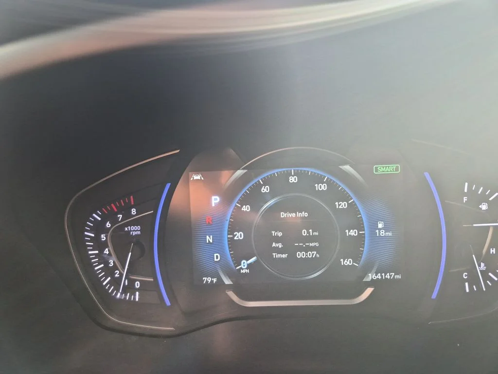 2020 Hyundai Santa Fe SEL FWD photo