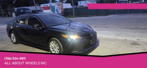 2019 Toyota Camry LE FWD photo